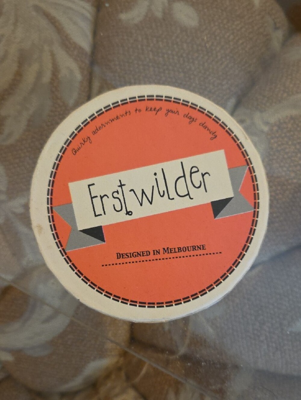 Erstwilder Horoscope Gemini Twin Face Pin Brooch - Retro Star Motif - Picture 3 of 3